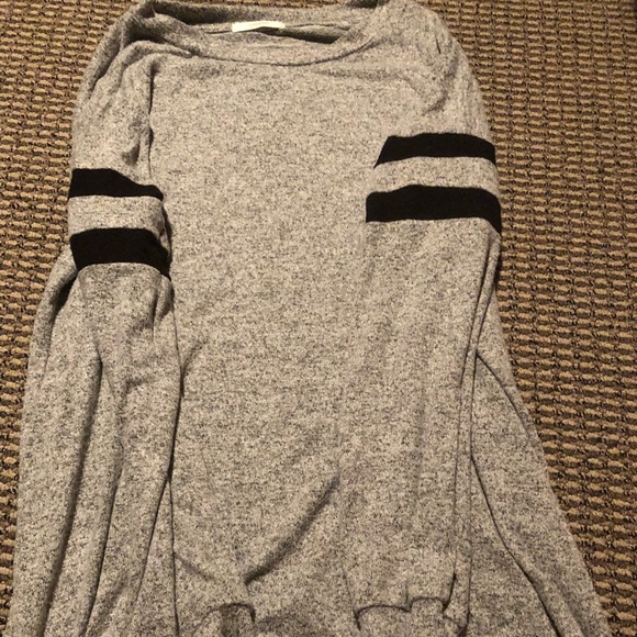 Tunic - Picture 1 of 3